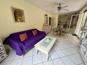 Appartement climatisé avec garage à 200m des commerces - FR-1-816-19